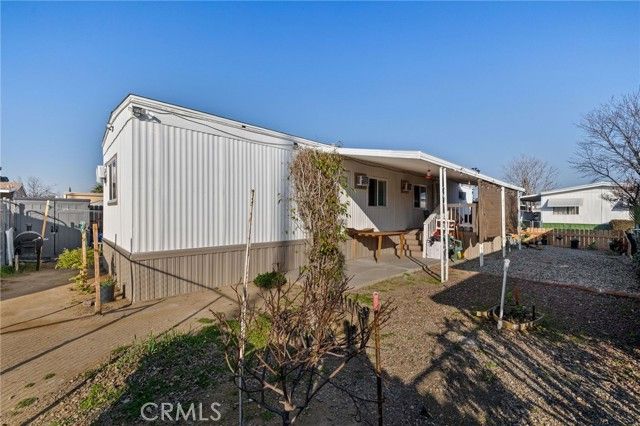 285 FLORENCE LANE, Bakersfield, CA 93308