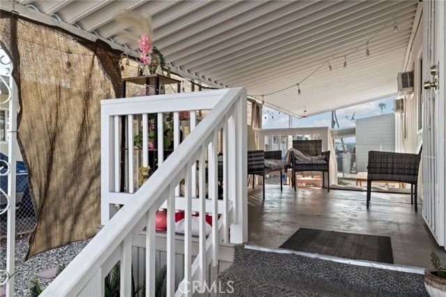 285 FLORENCE LANE, Bakersfield, CA 93308