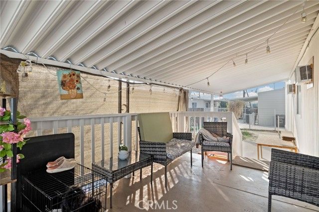 285 FLORENCE LANE, Bakersfield, CA 93308