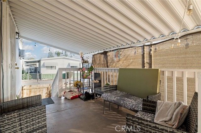 285 FLORENCE LANE, Bakersfield, CA 93308