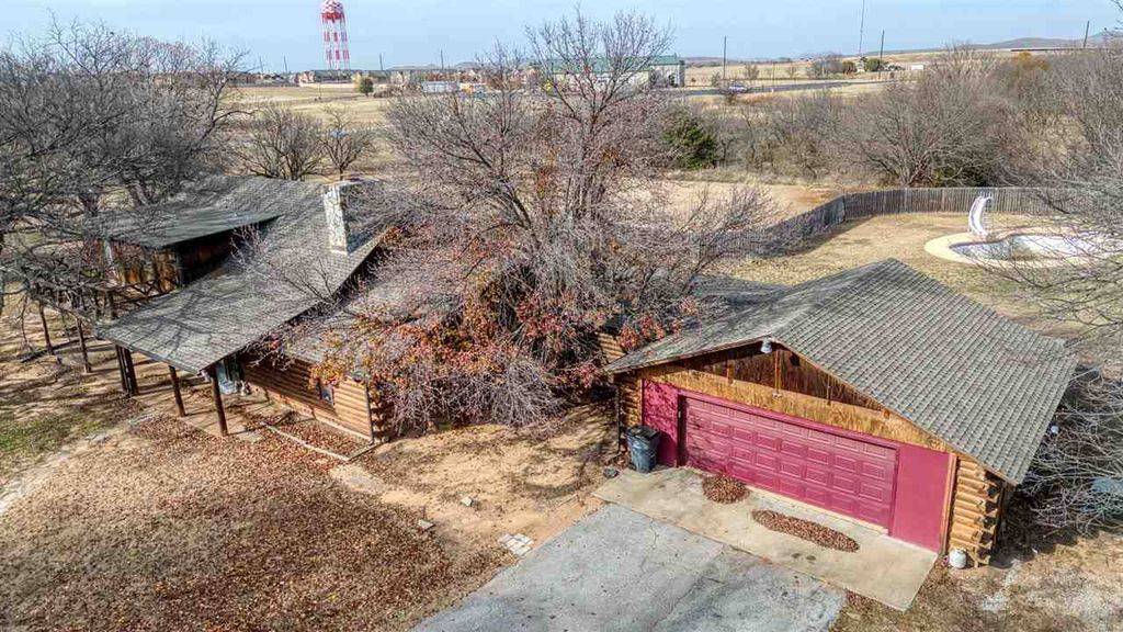 8510 NW Cache Rd, Lawton, OK 73505