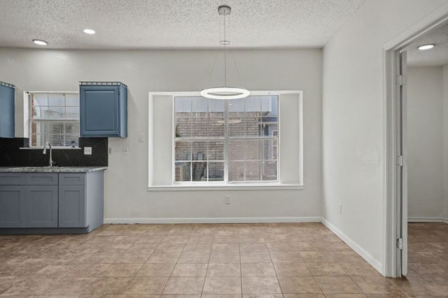 4002 Tropic Lane, Rowlett, TX 75088