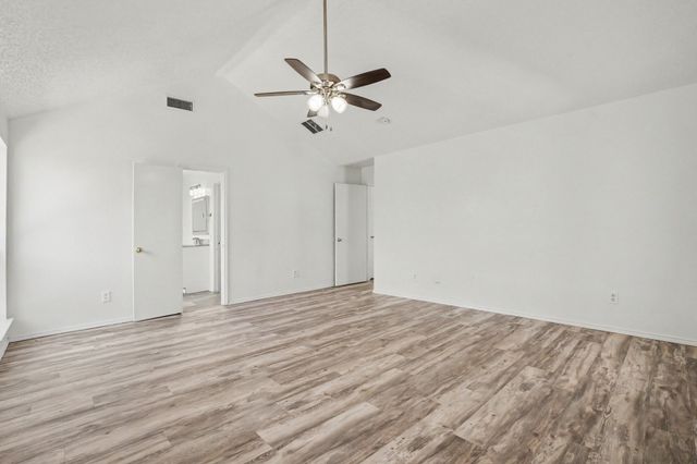 4002 Tropic Lane, Rowlett, TX 75088