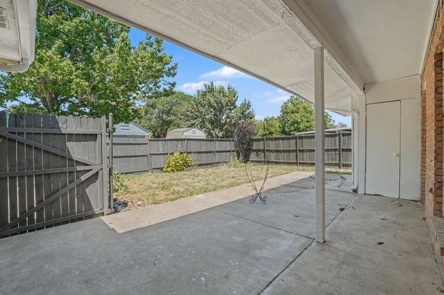 4002 Tropic Lane, Rowlett, TX 75088