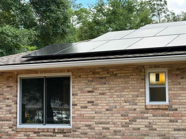 5599 Wesley Dr, Milton, FL 32570