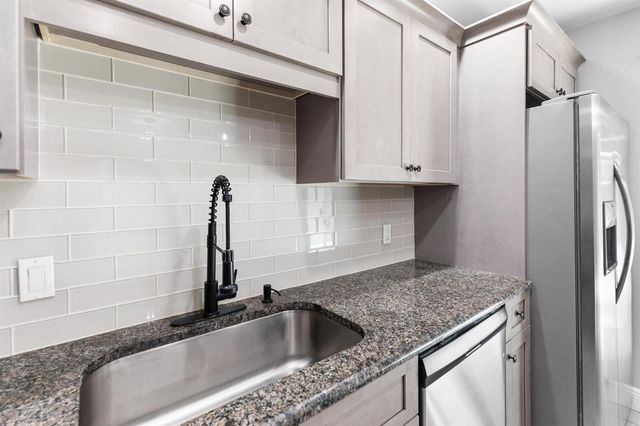 2302 SE Round Table Drive B, Port St. Lucie, FL 34952