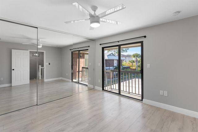 2302 SE Round Table Drive B, Port St. Lucie, FL 34952