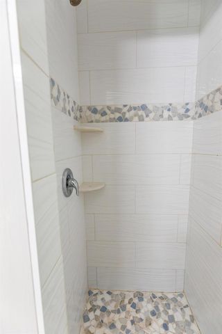 2302 SE Round Table Drive B, Port St. Lucie, FL 34952