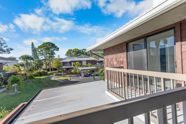 2302 SE Round Table Drive B, Port St. Lucie, FL 34952
