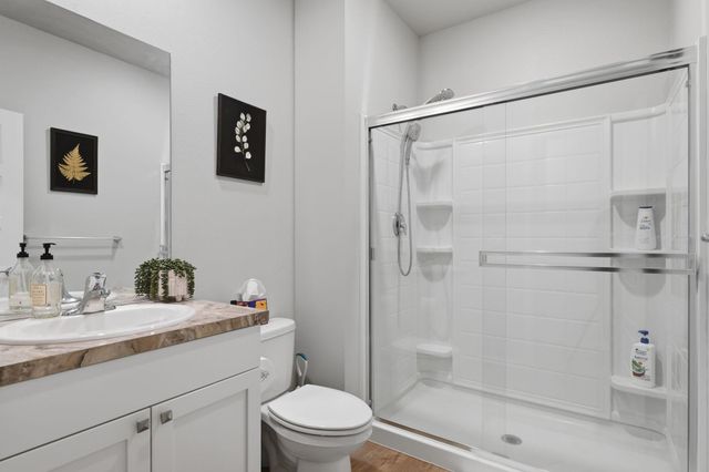 5816 W Georgetown Ln, Spokane, WA 99208