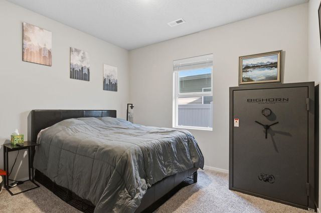 5816 W Georgetown Ln, Spokane, WA 99208