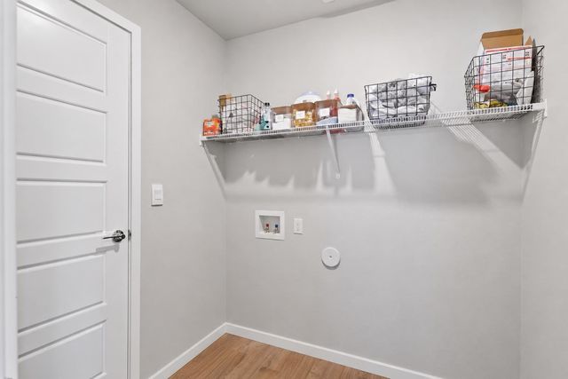 5816 W Georgetown Ln, Spokane, WA 99208