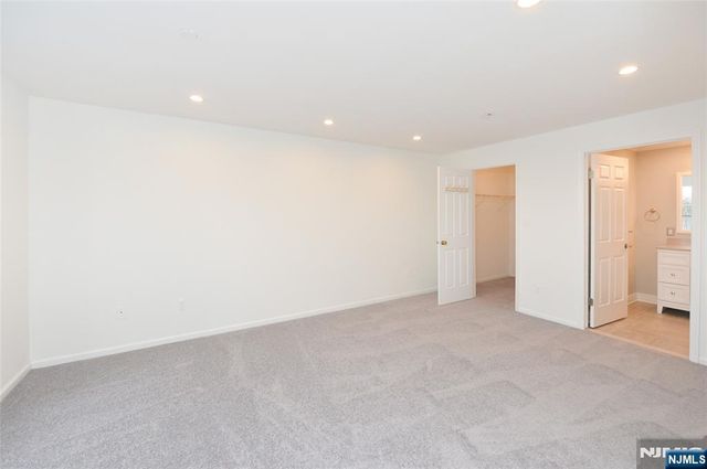 12 Fox Run Drive 6, Englewood, NJ 07631