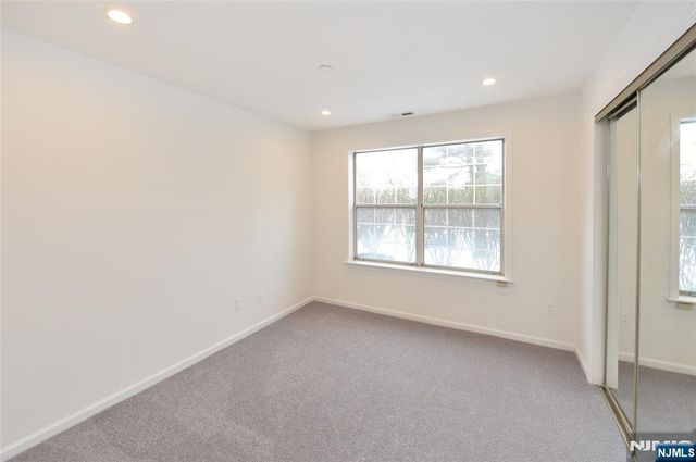 12 Fox Run Drive 6, Englewood, NJ 07631