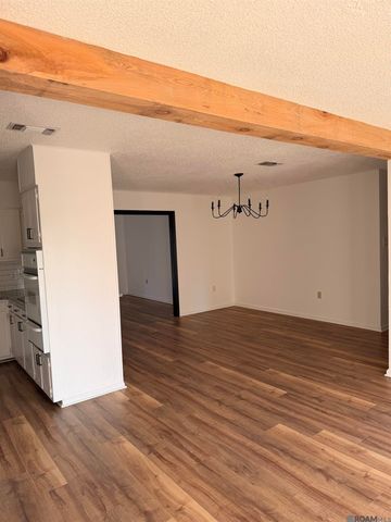 1726 Denver Dr, Baton Rouge, LA 70810