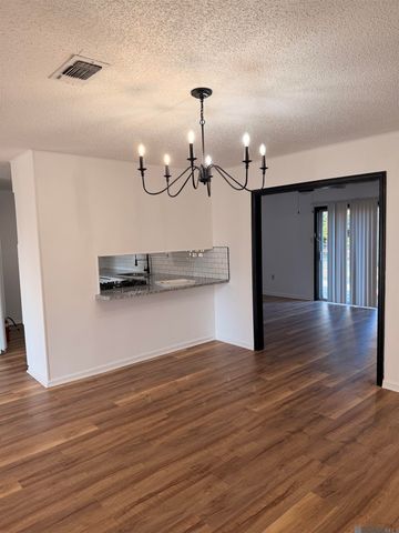 1726 Denver Dr, Baton Rouge, LA 70810