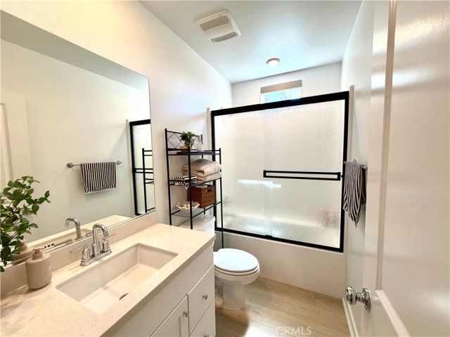 960 N Tangent Privado 205, Ontario, CA 91764