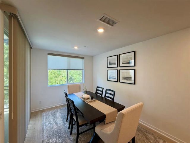 960 N Tangent Privado 205, Ontario, CA 91764