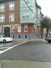 15 Third C, Chelsea, MA 02150