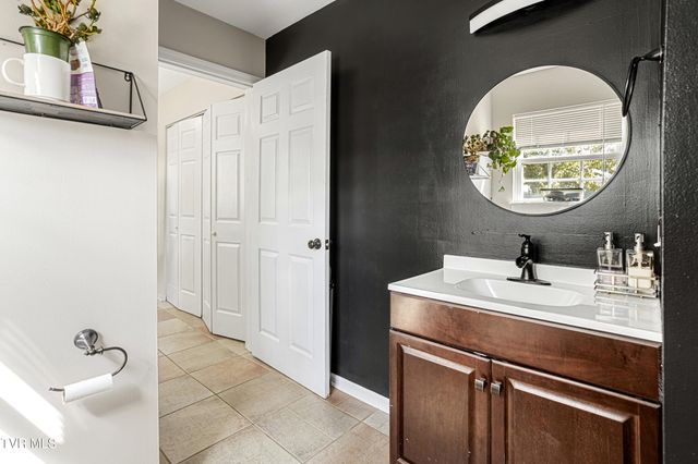 226 Hallock Drive, Abingdon, VA 24210