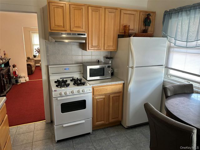 22-03 Parsons Boulevard, Whitestone, NY 11357