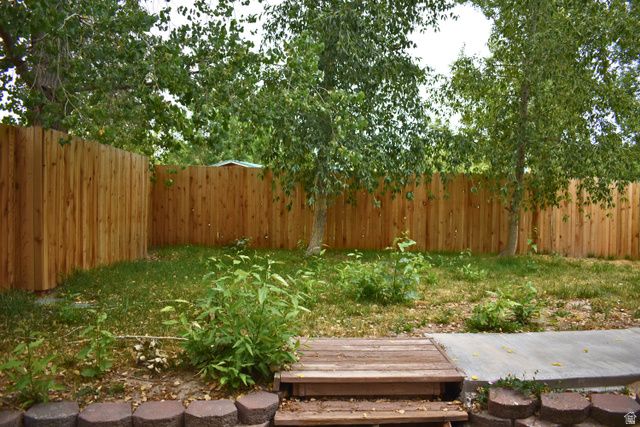 3327 E WINDHOVER RD, Eagle Mountain, UT 84005