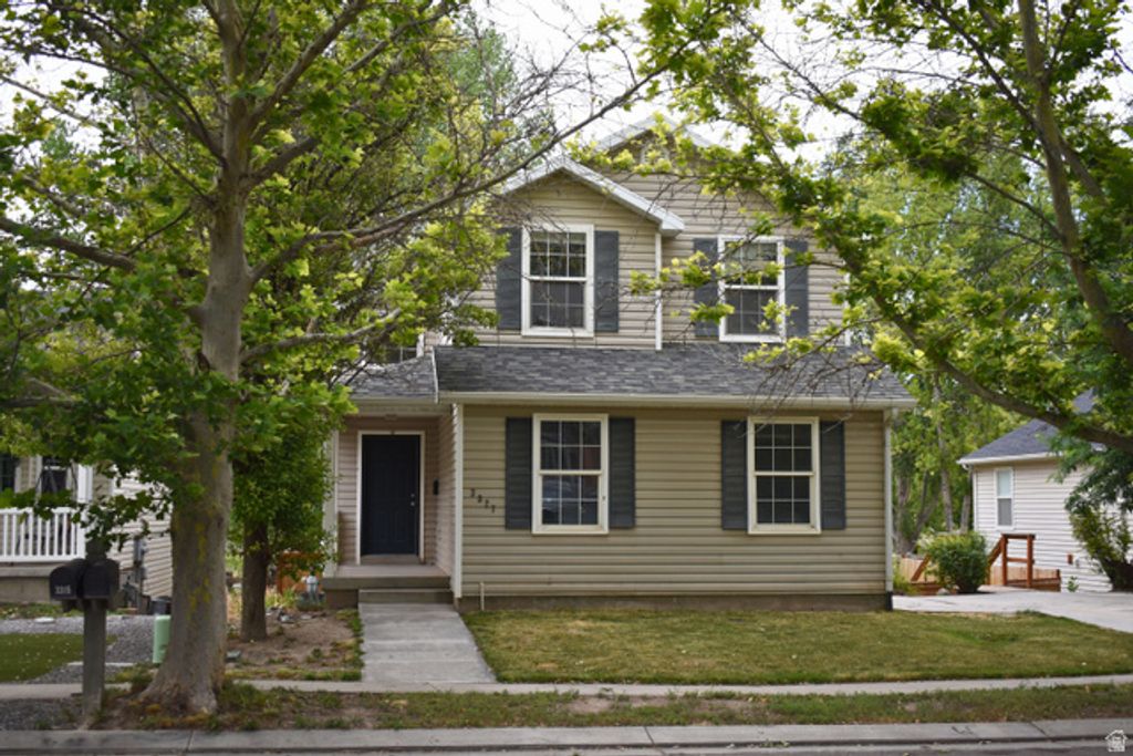 3327 E WINDHOVER RD, Eagle Mountain, UT 84005