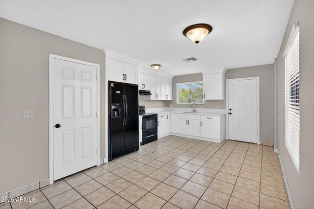 34682 N KACHINA Lane, San Tan Valley, AZ 85140