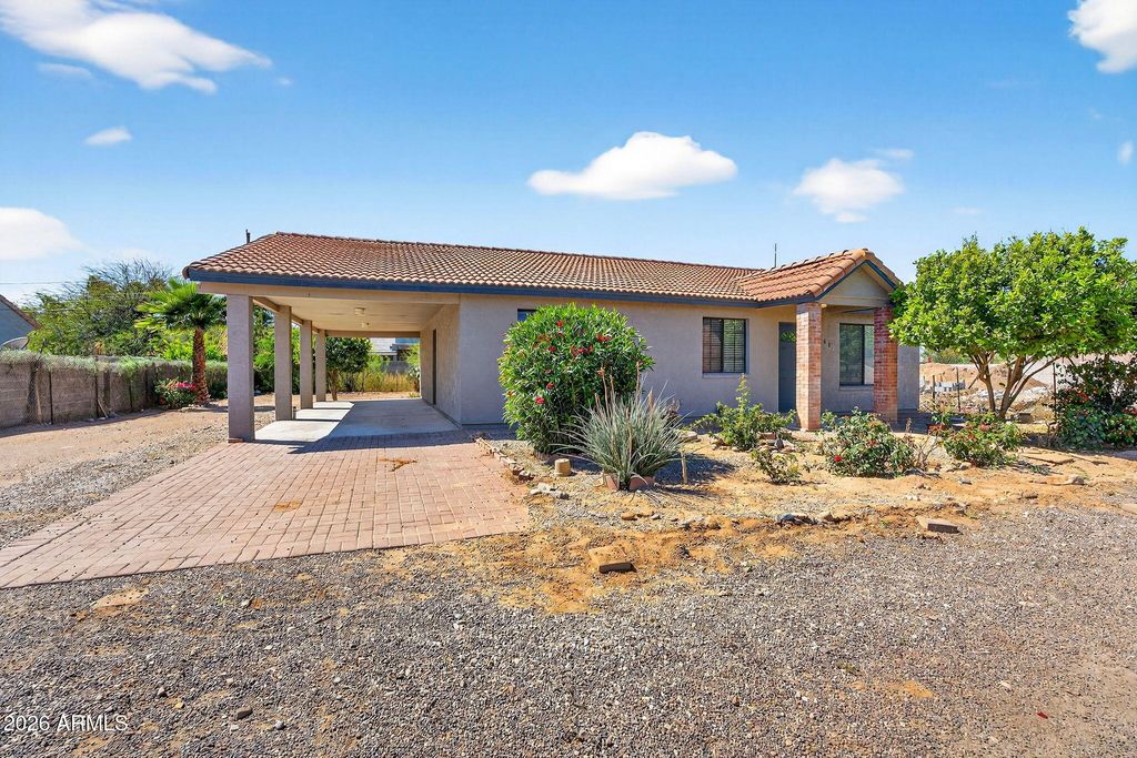 34682 N KACHINA Lane, San Tan Valley, AZ 85140