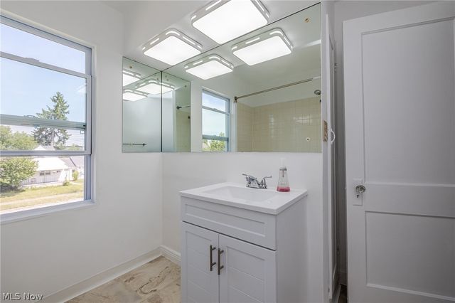13311 Bellaire Road, Cleveland, OH 44135