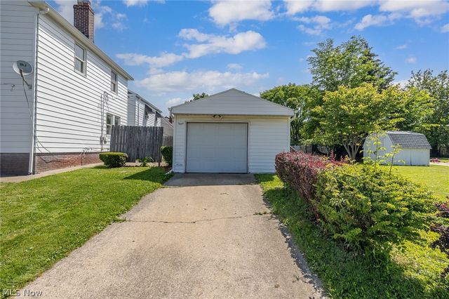 13311 Bellaire Road, Cleveland, OH 44135