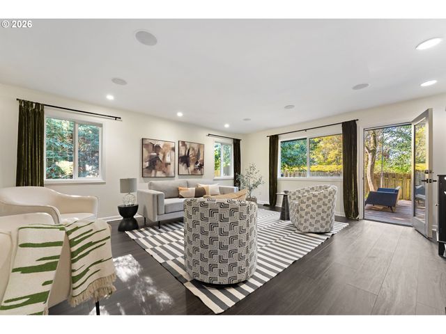 5054 Sw 26TH Pl, Portland, OR 97239