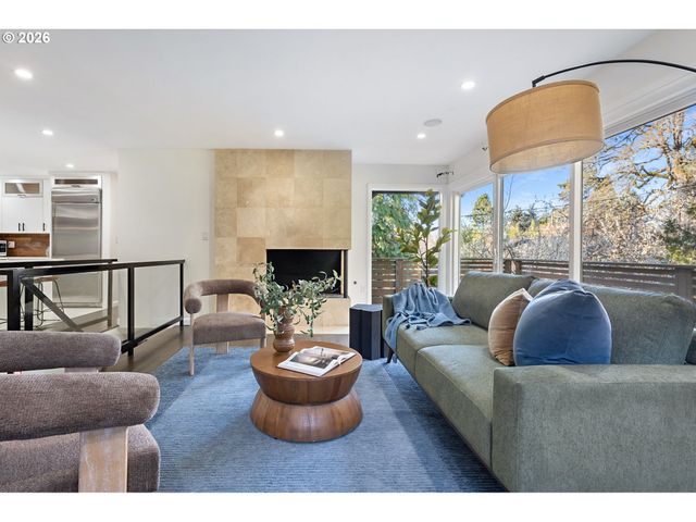 5054 Sw 26TH Pl, Portland, OR 97239