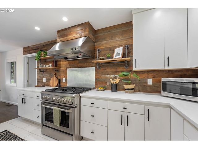 5054 Sw 26TH Pl, Portland, OR 97239