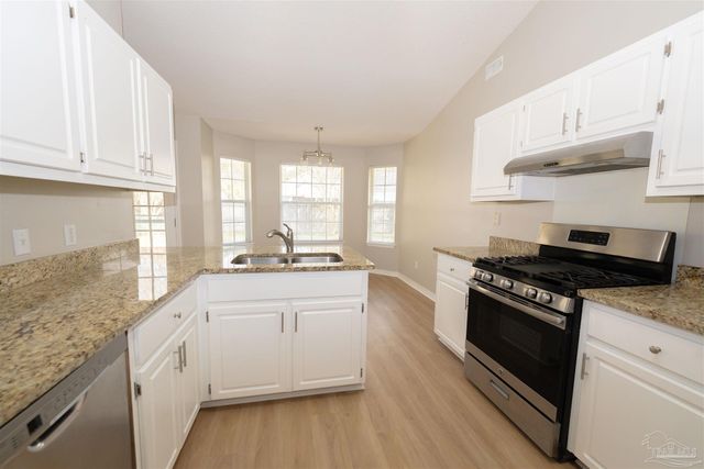 1472 Watkins Trl, Pensacola, FL 32506