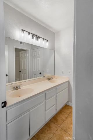 1334 Kirkmichael Circle, Riverside, CA 92507