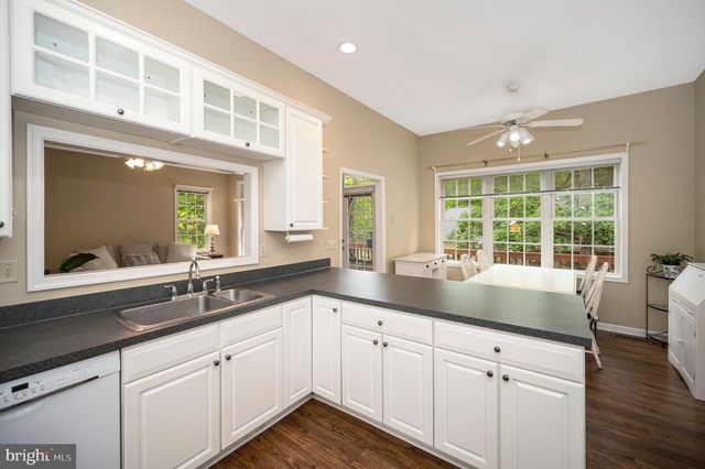 3800 LAKEVIEW PKWY, Locust Grove, VA 22508