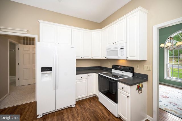 3800 LAKEVIEW PKWY, Locust Grove, VA 22508