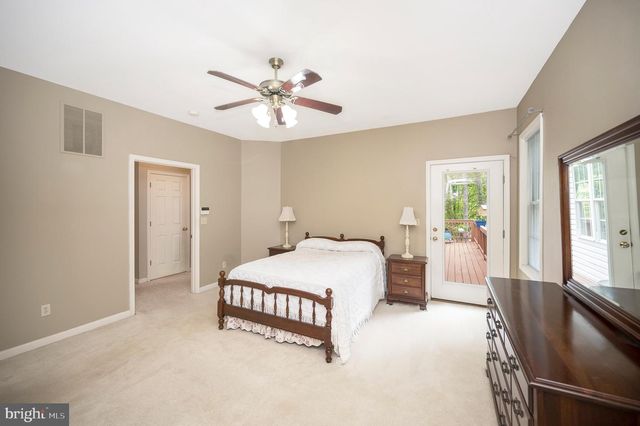 3800 LAKEVIEW PKWY, Locust Grove, VA 22508