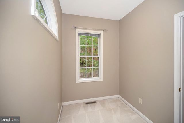 3800 LAKEVIEW PKWY, Locust Grove, VA 22508