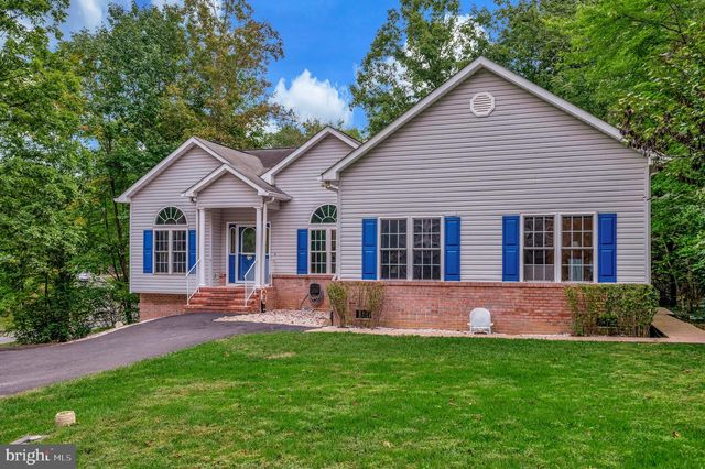 3800 LAKEVIEW PKWY, Locust Grove, VA 22508