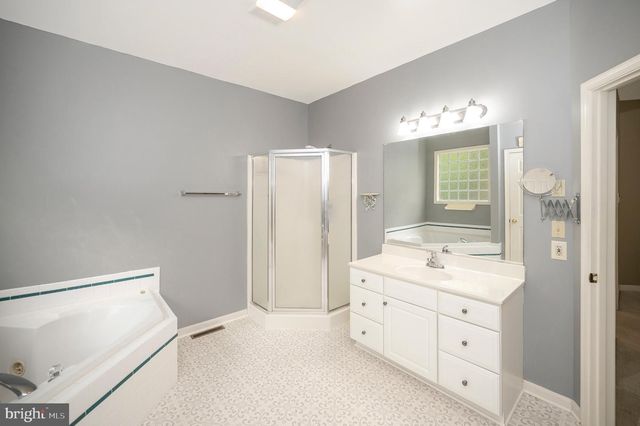 3800 LAKEVIEW PKWY, Locust Grove, VA 22508