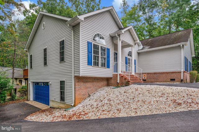 3800 LAKEVIEW PKWY, Locust Grove, VA 22508