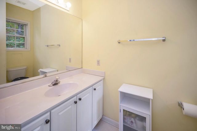 3800 LAKEVIEW PKWY, Locust Grove, VA 22508