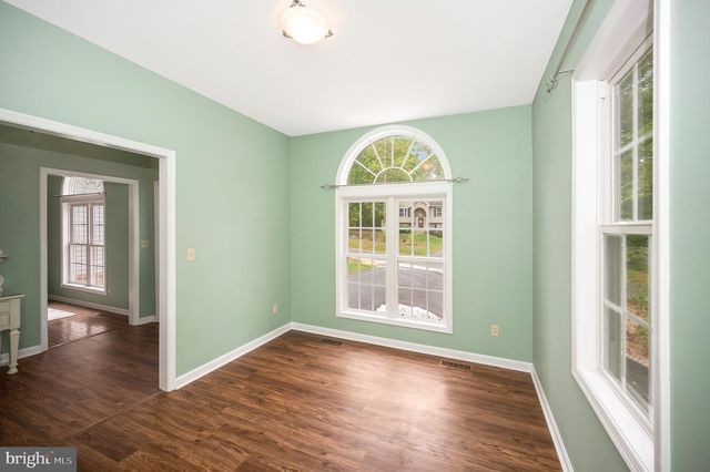 3800 LAKEVIEW PKWY, Locust Grove, VA 22508