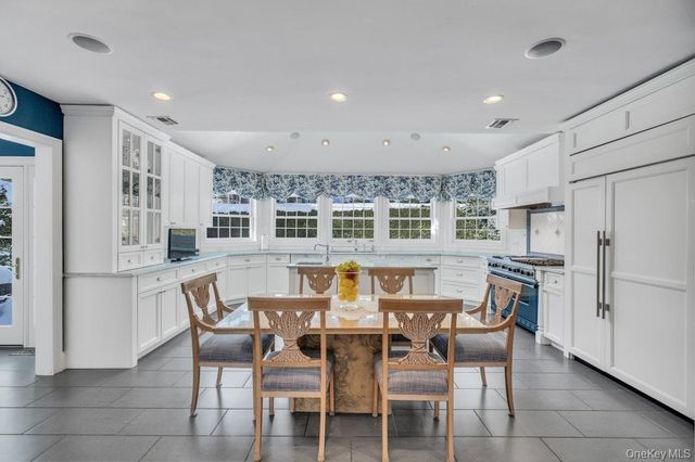 265 Northwoods Road, Manhasset, NY 11030