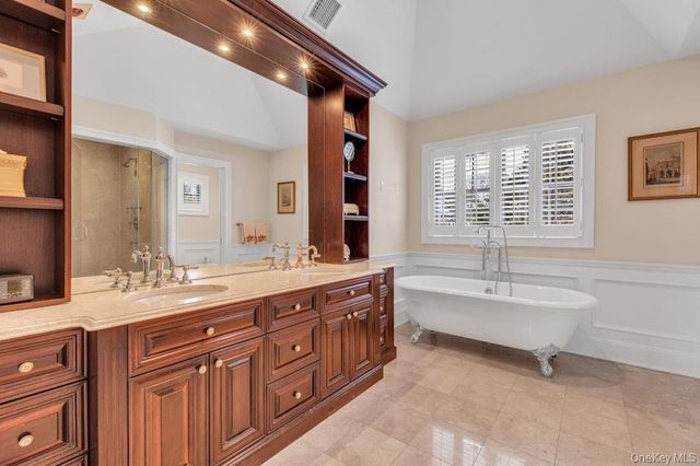 265 Northwoods Road, Manhasset, NY 11030