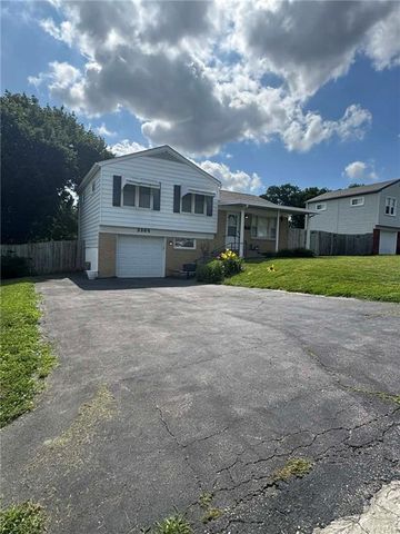 3304 N Delaware Street, Independence, MO 64050