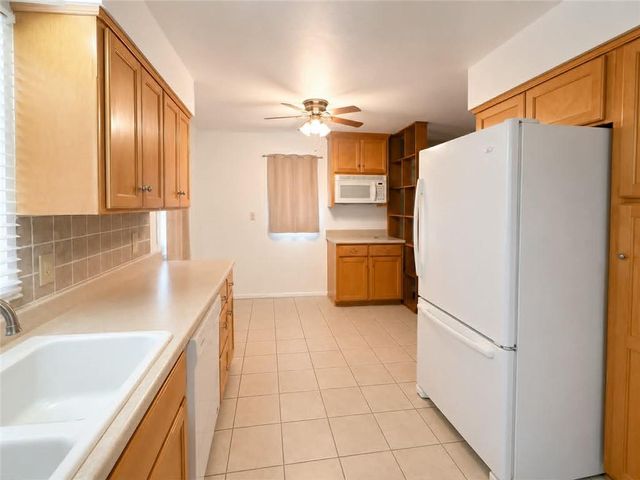 3304 N Delaware Street, Independence, MO 64050