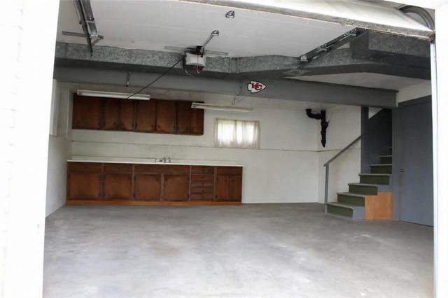 3304 N Delaware Street, Independence, MO 64050